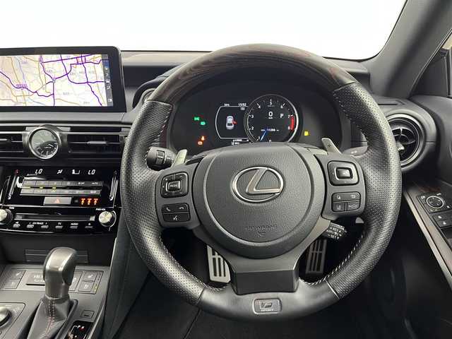 レクサス ＩＳ 500 FスポーツパフォーマンスファーストED 愛知県 2022(令4)年 1.2万km グラファイトブラックガラスフレーク 500台限定車/サンルーフ/BBS製19インチ鍛造AW/レクサスセーフティシステムプラス/　・プリクラッシュセーフティ/　・レーンキープアシスト/　・ブラインドスポットモニタ/　・アダプティブクルーズコントロール/純正ナビ/　ーBT/フルセグTV/ETC2.0/ドライブレコーダー/全方位カメラ/前席パワーシート/シートヒーター/ベンチレーション/パワートランクリッド