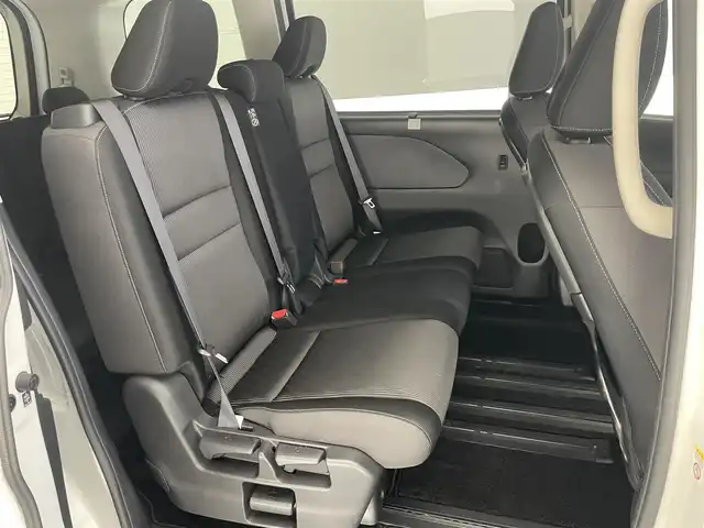日産 セレナ ハイウェイスター 愛知県 2020(令2)年 2.2万km ブリリアントホワイトパール 純正１０型ナビ　ＢＳＭ　セーフティパックＢ　純正後席モニター　ブルーレイ可　フルセグＴＶ　パーキングアシスト　全方位カメラ　プロパイロット　LEDオート　ハンズフリーパワスラ　追従クルコン　車線逸脱　衝突軽減　フォグランプ　純正マット　純正16インチAW　USB　ETC　