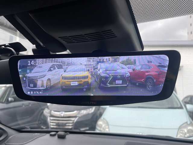 トヨタ ＧＲヤリス RZ ハイパフォーマンス 東京都 2022(令4)年 0.8万km プラチナホワイトパールマイカ ワンオーナー/メーカーオプションディスプレイオーディオナビ/JBLサウンドシステム/フルセグ/バックカメラ/アダプティブクルーズコントロール/アルパイン製デジタルインナーミラー/ブラインドスポットモニター/ハーフレザーシート/シートヒーター/ステアリングヒーター/オートマチックハイビーム/ドライブレコーダー/LEDヘッドライト/ビルトインETC2.0/クリアランスソナー