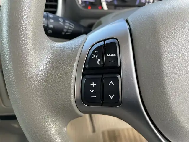 マツダ フレアワゴン XS 新潟県 2016(平28)年 5.7万km クリスタルホワイトP ワンオーナー/保証書/取扱説明書/プッシュスタート/ドアバイザー/ワンセグテレビ/AM/FM/Bluetooth/iPod/ベンチシート/アイドリングストップ/純正フロアマット/レーンキープアシスト/シートヒーター/電動格納ミラー/スペアキー/スマートキー/パワーウィンドウ/4WD