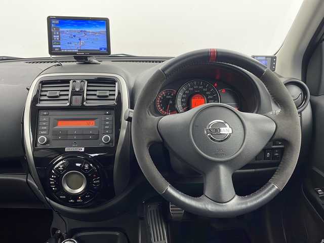 日産 マーチ ニスモS 栃木県 2019(平31)年 0.9万km ブリリアントシルバー Panasonicポータブルナビ/（CN-G710D）/純正オーディオ/　AUX/AM/FM/ドライブレコーダー前後/横滑り防止装置/AUTOエアコン/純正ドアバイザー/純正フロアマット