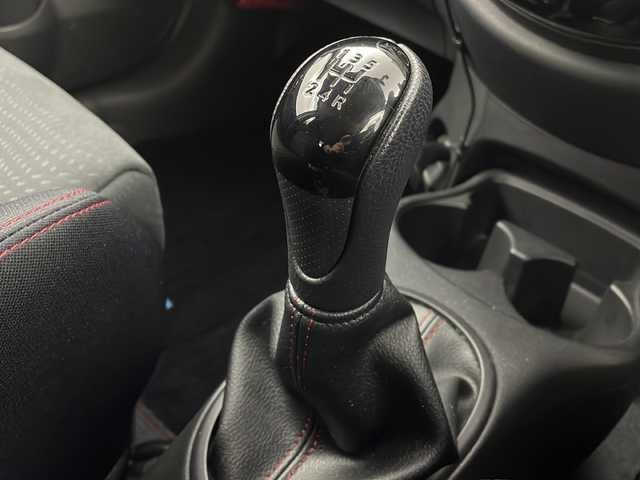 日産 マーチ ニスモS 栃木県 2019(平31)年 0.9万km ブリリアントシルバー Panasonicポータブルナビ/（CN-G710D）/純正オーディオ/　AUX/AM/FM/ドライブレコーダー前後/横滑り防止装置/AUTOエアコン/純正ドアバイザー/純正フロアマット