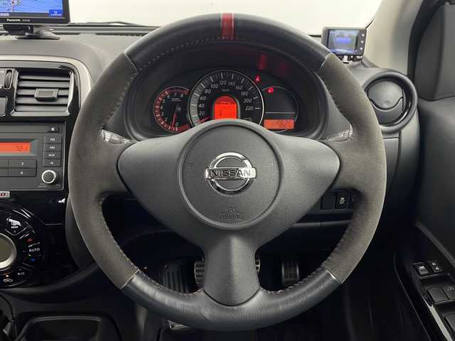 日産 マーチ ニスモS 栃木県 2019(平31)年 0.9万km ブリリアントシルバー Panasonicポータブルナビ/（CN-G710D）/純正オーディオ/　AUX/AM/FM/ドライブレコーダー前後/横滑り防止装置/AUTOエアコン/純正ドアバイザー/純正フロアマット