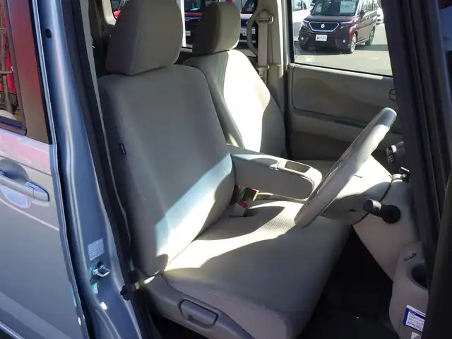 ホンダ Ｎ ＢＯＸ G Lパッケージ 千葉県 2013(平25)年 4.9万km クールミストメタリック 左パワースライドドア/右イージークローザードア/純正メモリーナビ/ワンセグTV/【DVD/CD再生機能】/バックカメラ/ドライブレコーダー/ETC/ウインカーミラー/純正14インチアルミホイル/Honda スマートキー