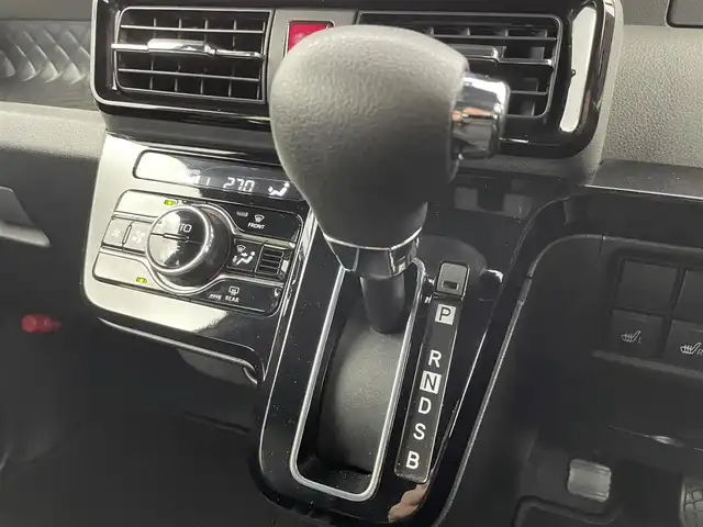 ダイハツ タント カスタム X セレクション 富山県 2020(令2)年 5.3万km シャイニングホワイトパール 純正ナビ（ＣＤ　ＤＶＤ　ｂｌｕｅｔｏｏｔｈ）　/フルセグTV/バックカメラ　/前後コーナーセンサー　/スマートアシスト（衝突軽減ブレーキ）　/前ドラレコ（DRN-H70N）　/両側パワースライドドア　/運転席ロングスライド/オートライト　/ＬＥＤヘッドライト　/フォグ/ハーフレザー調シート/前席シートヒーター/スマートキー/プッシュスタート/横滑防止装置/純正マット/保証書、取説/スペアキー