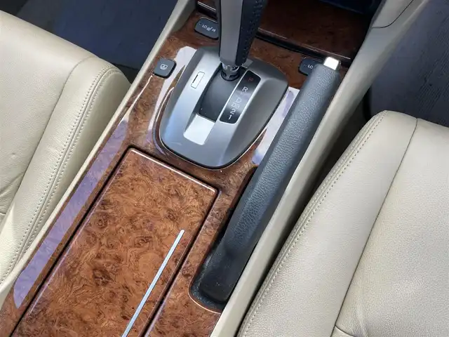 ホンダ インスパイア 千葉県 2011(平23)年 2.5万km ホワイトオーキッドパール ユーザー買取車両/純正メーカーナビ/・ワンセグ/BT/DVD/CD/AUX/バックカメラ/ステアリングスイッチ/ETC/クルーズコントロール/キーレスエントリー/レザーシート/シートヒーター(D/N席)/ハロゲンヘッドライト/オートライト/フォグライト/純正フロアマット/純正17インチAW