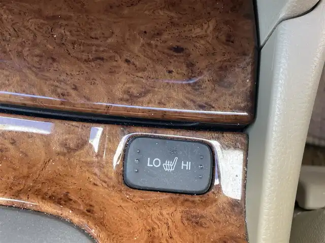 ホンダ インスパイア 千葉県 2011(平23)年 2.5万km ホワイトオーキッドパール ユーザー買取車両/純正メーカーナビ/・ワンセグ/BT/DVD/CD/AUX/バックカメラ/ステアリングスイッチ/ETC/クルーズコントロール/キーレスエントリー/レザーシート/シートヒーター(D/N席)/ハロゲンヘッドライト/オートライト/フォグライト/純正フロアマット/純正17インチAW