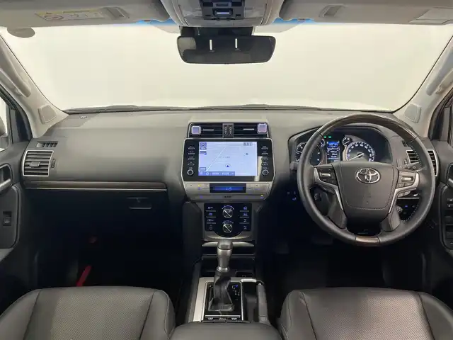 トヨタ ランドクルーザー プラド TZ－G 岡山県 2022(令4)年 2.7万km ホワイトパールクリスタルシャイン モデリスタエアロ/サンルーフ/トヨタセーフティセンス/・衝突軽減ブレーキ/・車線逸脱警報（レーンキープアシスト）/・オートマチックハイビーム/・レーダークルーズコントロール/・ブラインドスポットモニター/純正ナビ（T-Connect)/フルセグTV（AM.FM.TV.BT）/４WD/全方位カメラ/パワーシート（D+N席）/シートヒーター（D+N席）/シートエアコン（D+N席）/センターデフロック/サイドステップ/ヒルディセントコントロール/電動コラム/ETC2.0/アイドリングストップ/１９インチ純正AW/純正フロアマット