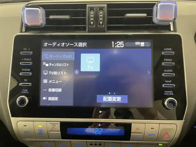 トヨタ ランドクルーザー プラド TZ－G 岡山県 2022(令4)年 2.7万km ホワイトパールクリスタルシャイン モデリスタエアロ/サンルーフ/トヨタセーフティセンス/・衝突軽減ブレーキ/・車線逸脱警報（レーンキープアシスト）/・オートマチックハイビーム/・レーダークルーズコントロール/・ブラインドスポットモニター/純正ナビ（T-Connect)/フルセグTV（AM.FM.TV.BT）/４WD/全方位カメラ/パワーシート（D+N席）/シートヒーター（D+N席）/シートエアコン（D+N席）/センターデフロック/サイドステップ/ヒルディセントコントロール/電動コラム/ETC2.0/アイドリングストップ/１９インチ純正AW/純正フロアマット