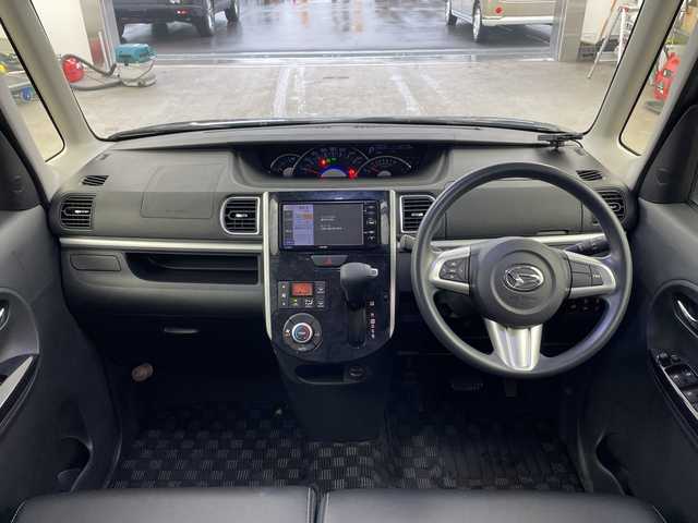 ダイハツ タント カスタム X トップED SA Ⅲ 兵庫県 2017(平29)年 6.1万km ブラックマイカメタリック ・社外ナビ/TV/USB/CD/AM/FM/・バックカメラ/・スマートアシストIII/・衝突回避支援ブレーキ機能/・衝突警報機能/・誤発進抑制制御機能/・ブレーキ制御付誤発進抑制機能/・車線逸脱警報/・路側逸脱抑制機能/・ふらつき警報/・先行車発進お知らせ機能/・オートハイビーム/・片側パワースライドドア/・ステアリングスイッチ/・ファブリック＋ソフトレザー調シート/・社外16インチアルミホイール/・LEDヘッドライト/・フォグランプ/・ETC/・前方ドライブレコーダー/・スマートキー/・取扱説明書/・保証書