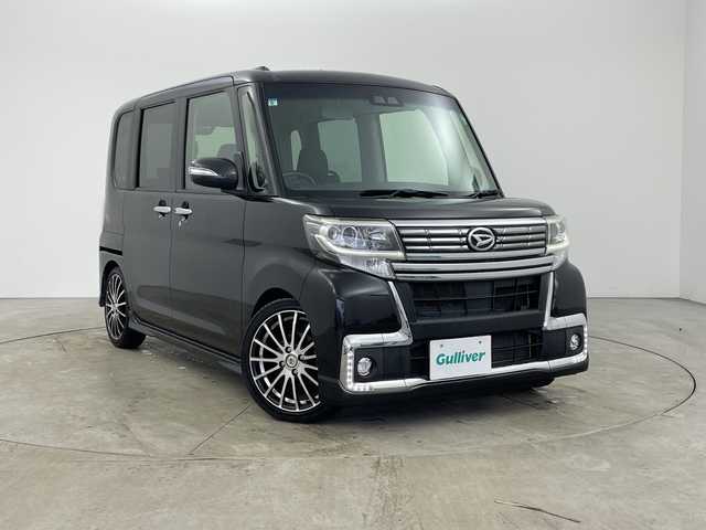 ダイハツ タント カスタム X トップED SA Ⅲ 兵庫県 2017(平29)年 6.1万km ブラックマイカメタリック ・社外ナビ/TV/USB/CD/AM/FM/・バックカメラ/・スマートアシストIII/・衝突回避支援ブレーキ機能/・衝突警報機能/・誤発進抑制制御機能/・ブレーキ制御付誤発進抑制機能/・車線逸脱警報/・路側逸脱抑制機能/・ふらつき警報/・先行車発進お知らせ機能/・オートハイビーム/・片側パワースライドドア/・ステアリングスイッチ/・ファブリック＋ソフトレザー調シート/・社外16インチアルミホイール/・LEDヘッドライト/・フォグランプ/・ETC/・前方ドライブレコーダー/・スマートキー/・取扱説明書/・保証書