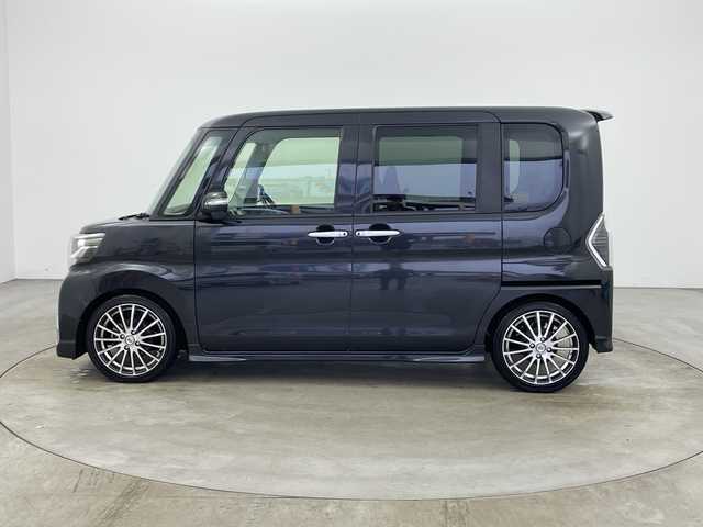 ダイハツ タント カスタム X トップED SA Ⅲ 兵庫県 2017(平29)年 6.1万km ブラックマイカメタリック ・社外ナビ/TV/USB/CD/AM/FM/・バックカメラ/・スマートアシストIII/・衝突回避支援ブレーキ機能/・衝突警報機能/・誤発進抑制制御機能/・ブレーキ制御付誤発進抑制機能/・車線逸脱警報/・路側逸脱抑制機能/・ふらつき警報/・先行車発進お知らせ機能/・オートハイビーム/・片側パワースライドドア/・ステアリングスイッチ/・ファブリック＋ソフトレザー調シート/・社外16インチアルミホイール/・LEDヘッドライト/・フォグランプ/・ETC/・前方ドライブレコーダー/・スマートキー/・取扱説明書/・保証書