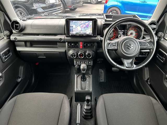 スズキ ジムニー XC 山口県 2020(令2)年 6.5万km ジャングルグリーン 社外ナビ　/　・Ｂｌｕｅｔｏｏｔｈ　/　・バックカメラ　/　・ＳＤ　/　・ＵＳＢ　/　・フルセグＴＶ　/ドライブレコーダー　　/クルコン　/Ｐｉｏｎｅｅｒスピーカー　/シートヒーター　/純正１６インチＡＷ　/レーンキープアシスト　/純正フロアマット/ルーフレール