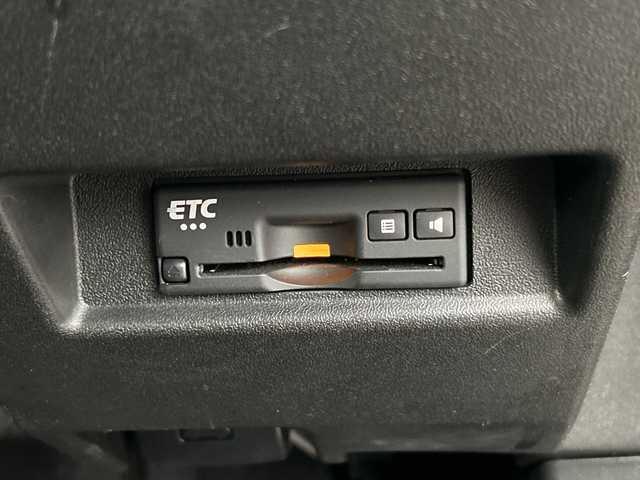 スズキ ジムニー XC 山口県 2020(令2)年 6.5万km ジャングルグリーン 社外ナビ　/　・Ｂｌｕｅｔｏｏｔｈ　/　・バックカメラ　/　・ＳＤ　/　・ＵＳＢ　/　・フルセグＴＶ　/ドライブレコーダー　　/クルコン　/Ｐｉｏｎｅｅｒスピーカー　/シートヒーター　/純正１６インチＡＷ　/レーンキープアシスト　/純正フロアマット/ルーフレール