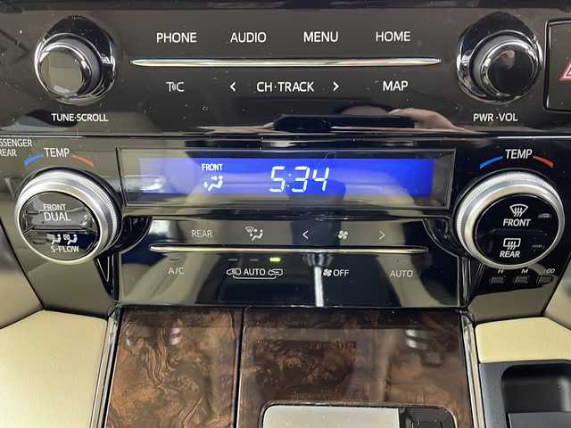 トヨタ アルファードハイブリット G Fパッケージ 大阪府 2023(令5)年 4.6万km ホワイトパールクリスタルシャイン ツインムーンルーフ/１２．１型後席モニター/純正９型ＤＡナビ/デジタルミラー/バックカメラ/ドライブレコーダー/ETC/ＴｏｙｏｔａＳａｆｅｔｙＳｅｎｓｅ/・プリクラッシュセーフティ/・レーントレーシングアシスト/・レーダークルーズコントロール/・ロードサインアシスト/・アダプティブハイビームシステム/ブラインドスポットモニター/パワーバックドア/両側パワースライドドア/メモリシート/シートヒーター/シートクーラー/ステアリングヒーター/パワーシート/純正AW/スペアキー/純正フロアマット