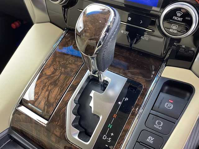 トヨタ アルファードハイブリット G Fパッケージ 大阪府 2023(令5)年 4.6万km ホワイトパールクリスタルシャイン ツインムーンルーフ/１２．１型後席モニター/純正９型ＤＡナビ/デジタルミラー/バックカメラ/ドライブレコーダー/ETC/ＴｏｙｏｔａＳａｆｅｔｙＳｅｎｓｅ/・プリクラッシュセーフティ/・レーントレーシングアシスト/・レーダークルーズコントロール/・ロードサインアシスト/・アダプティブハイビームシステム/ブラインドスポットモニター/パワーバックドア/両側パワースライドドア/メモリシート/シートヒーター/シートクーラー/ステアリングヒーター/パワーシート/純正AW/スペアキー/純正フロアマット