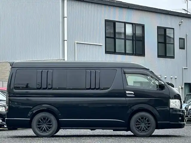 トヨタ ハイエース GL 宮城県 2013(平25)年 8.7万km ブラックマイカ /社外ナビ（DISC、SD、FM、AM、ワンセグ）//ベントルーバーバイザー　//社外フリップダウンモニター//デジタルバックミラー//ドライブレコーダー//片側パワースライドドア//エンジンスターター//ドアバイザー運転席・助手席//全席社外シートカバー//サマータイヤ//外付け社外スピーカー//アシストグリップ社外//ネックパッド