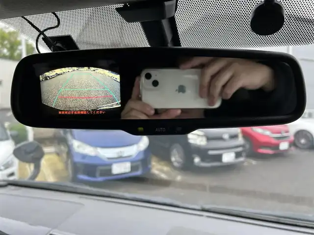 トヨタ ハイエース GL 宮城県 2013(平25)年 8.7万km ブラックマイカ /社外ナビ（DISC、SD、FM、AM、ワンセグ）//ベントルーバーバイザー　//社外フリップダウンモニター//デジタルバックミラー//ドライブレコーダー//片側パワースライドドア//エンジンスターター//ドアバイザー運転席・助手席//全席社外シートカバー//サマータイヤ//外付け社外スピーカー//アシストグリップ社外//ネックパッド