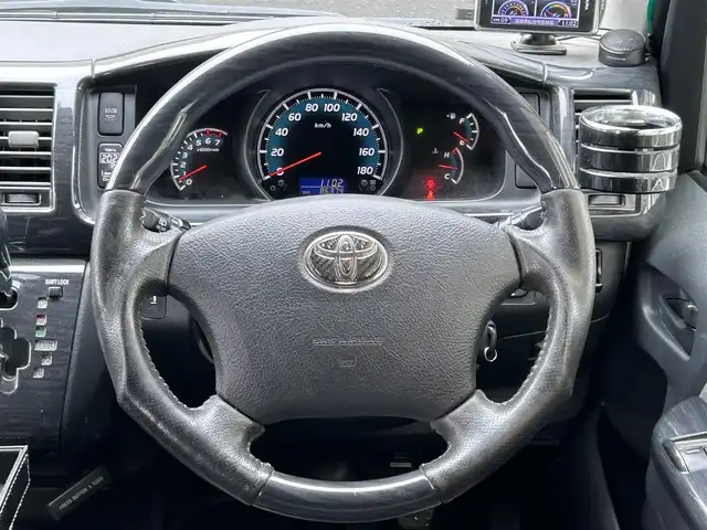 トヨタ ハイエース GL 宮城県 2013(平25)年 8.7万km ブラックマイカ /社外ナビ（DISC、SD、FM、AM、ワンセグ）//ベントルーバーバイザー　//社外フリップダウンモニター//デジタルバックミラー//ドライブレコーダー//片側パワースライドドア//エンジンスターター//ドアバイザー運転席・助手席//全席社外シートカバー//サマータイヤ//外付け社外スピーカー//アシストグリップ社外//ネックパッド