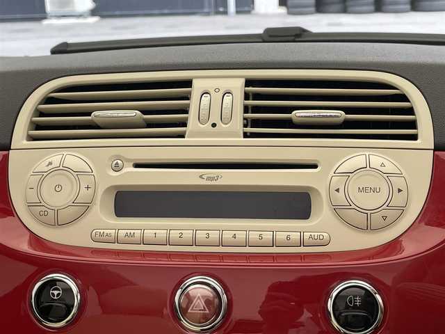 フィアット ５００Ｃ 1．2 ポップ 滋賀県 2015(平27)年 3.4万km 赤 禁煙車/純正オーディオ/（CD）/電動オープン/ETC/リアソナー/革巻きステアリング/ステアリングリモコン/レザー調シートカバー/純正フロアマット/純正アルミホイール/リモコンキー