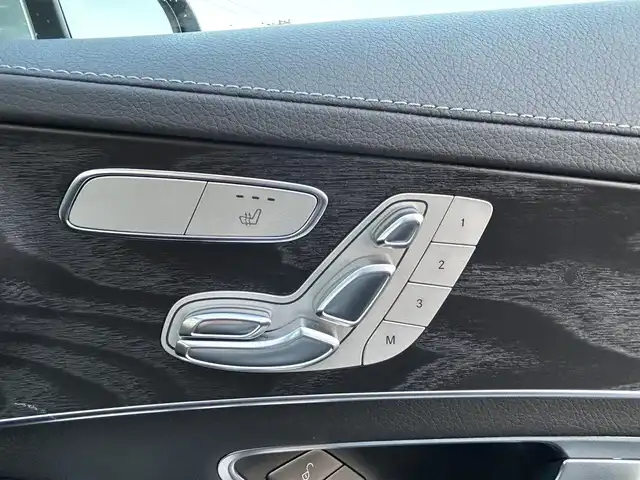 メルセデス・ベンツ Ｃ１８０ ワゴン スポーツ 岡山県 2015(平27)年 3.6万km イリジウムシルバー 純正8.4インチワイドディスプレイCOMANDシステムナビ/フルセグTV、CD、DVD、Bluetooth、AM、FM/バックカメラ/クルーズコントロール/パワーシート/前席シートヒーター/レーダーセーフティパッケージ/・BASプラス/・リアCPA/・PRE-SAFEブレーキ/・アクティブブラインドスポットアシスト/・アクティブレーンキーピングアシスト/アクティブパーキングアシスト/クラッシュセンサー/AMGスポークアルミホイール/パドルシフト/ヘッドアップディスプレイ