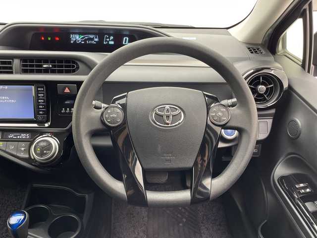 トヨタ アクア S スタイルブラック 千葉県 2017(平29)年 5.2万km ダークブルーマイカ 衝突軽減/純正ナビ/バックカメラ/ドラレコ/純正ＳＤナビゲーション/バックカメラ/ドライブレコーダー/プッシュスタート/スマートキー/スペアキー/オートライト/ＬＥＤライト/フォグライト/ＥＴＣ/純正フロアマット