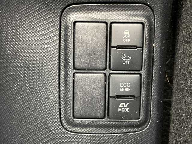 トヨタ アクア S スタイルブラック 千葉県 2017(平29)年 5.2万km ダークブルーマイカ 衝突軽減/純正ナビ/バックカメラ/ドラレコ/純正ＳＤナビゲーション/バックカメラ/ドライブレコーダー/プッシュスタート/スマートキー/スペアキー/オートライト/ＬＥＤライト/フォグライト/ＥＴＣ/純正フロアマット