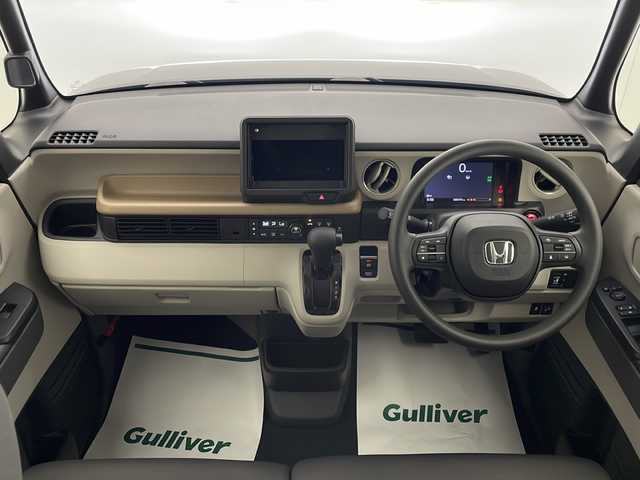 ホンダ Ｎ ＢＯＸ 宮崎県 2024(令6)年 0.1万km クリスタルブラックパール 禁煙車/バックカメラ/片側パワースライドドア/ホンダセンシング/・衝突軽減ブレーキ（CMBS）/・先行車発進お知らせ機能/・歩行者事故低減ステアリング/・路外逸脱抑制機能/・標識認識機能/・渋滞追従機能付アダプティブクルーズコントロール（ACC）/・車線維持支援システム（LKAS）/・誤発進抑制機能/・後方誤発進抑制機能/・近距離衝突軽減ブレーキ/・急アクセル抑制機能/・パーキングセンサーシステム/・オートハイビーム/電動パーキングブレーキ/オートブレーキホールド/LEDヘッドライト/LEDシーケンシャルターンランプ/リアサンシェード