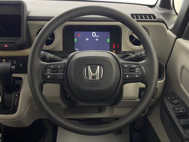 ホンダ Ｎ ＢＯＸ 宮崎県 2024(令6)年 0.1万km クリスタルブラックパール 禁煙車/バックカメラ/片側パワースライドドア/ホンダセンシング/・衝突軽減ブレーキ（CMBS）/・先行車発進お知らせ機能/・歩行者事故低減ステアリング/・路外逸脱抑制機能/・標識認識機能/・渋滞追従機能付アダプティブクルーズコントロール（ACC）/・車線維持支援システム（LKAS）/・誤発進抑制機能/・後方誤発進抑制機能/・近距離衝突軽減ブレーキ/・急アクセル抑制機能/・パーキングセンサーシステム/・オートハイビーム/電動パーキングブレーキ/オートブレーキホールド/LEDヘッドライト/LEDシーケンシャルターンランプ/リアサンシェード