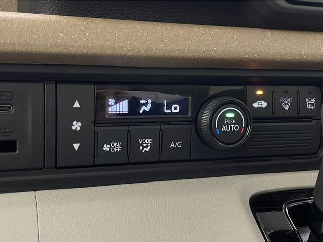 ホンダ Ｎ ＢＯＸ 宮崎県 2024(令6)年 0.1万km クリスタルブラックパール 禁煙車/バックカメラ/片側パワースライドドア/ホンダセンシング/・衝突軽減ブレーキ（CMBS）/・先行車発進お知らせ機能/・歩行者事故低減ステアリング/・路外逸脱抑制機能/・標識認識機能/・渋滞追従機能付アダプティブクルーズコントロール（ACC）/・車線維持支援システム（LKAS）/・誤発進抑制機能/・後方誤発進抑制機能/・近距離衝突軽減ブレーキ/・急アクセル抑制機能/・パーキングセンサーシステム/・オートハイビーム/電動パーキングブレーキ/オートブレーキホールド/LEDヘッドライト/LEDシーケンシャルターンランプ/リアサンシェード