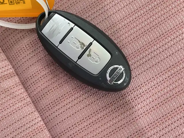 日産 デイズ ボレロ 栃木県 2020(令2)年 3.8万km ホワイトパール 純正ナビ(MM319D-W)/(フルセグTV・Bluetooth・CD・DVD・SD)/全方位カメラ/バックカメラ/衝突軽減ブレーキ/前後コーナーセンサー/前方ドライブレコーダー/ハーフレザーシート/ハロゲンヘッドランプ/オートライト/ETC/アイドリングストップ/ドアバイザー/純正アルミホイール/純正フロアマット/スマートキー/保証書