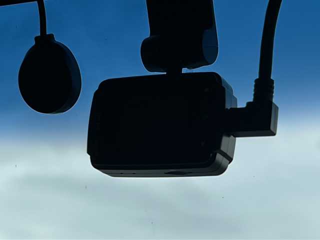 ホンダ Ｎ ＢＯＸ カスタム G 京都府 2013(平25)年 11.4万km プレミアムホワイトパール 社外メモリナビ/フルセグ/USB/DVD再生/バックカメラ/両側パワースライドドア/HIDヘッドライト/スマートキー/ETC/ドライブレコーダー/社外15インチアルミ