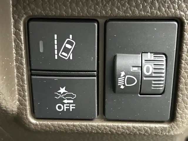 ホンダ Ｎ ＢＯＸ L 三重県 2022(令4)年 2.6万km プラチナホワイトパール /禁煙車 //社外ナビ//Bluetooth/フルセグ/iPod/CD/DVD/AM/FM//前席シートヒーター//アダプティブクルーズコントロール//バックモニター//電動パーキング//片側パワースライドドア//ホンダセンシング//LEDヘッドライト//ドライブレコーダー//衝突軽減ブレーキ//レーンキープアシスト//ETC//社外14インチAW