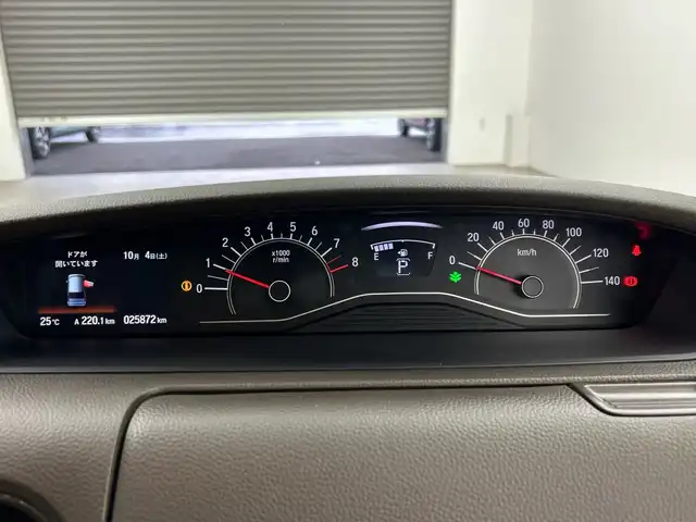 ホンダ Ｎ ＢＯＸ L 三重県 2022(令4)年 2.6万km プラチナホワイトパール /禁煙車 //社外ナビ//Bluetooth/フルセグ/iPod/CD/DVD/AM/FM//前席シートヒーター//アダプティブクルーズコントロール//バックモニター//電動パーキング//片側パワースライドドア//ホンダセンシング//LEDヘッドライト//ドライブレコーダー//衝突軽減ブレーキ//レーンキープアシスト//ETC//社外14インチAW