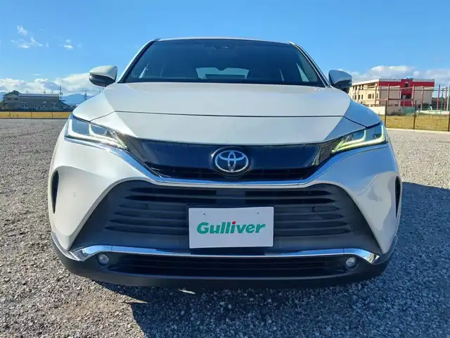 トヨタ ハリアー G 岩手県 2020(令2)年 7.8万km ホワイトパールクリスタルシャイン 4WD/純正8型ナビ/パワーバックドア/バックモニター/ビルトインETC/レーダークルーズコントロール/クリアランスソナー/セーフティセンス/・衝突被害軽減ブレーキ/・車線逸脱防止支援/・アダプティブハイビームシステム/・標識認識/LEDヘッドランプ/革巻きステアリング/ハーフレザーシート/運転席パワーシート/純正18インチアルミホイール/スマートキー/プッシュエンジンスタート/禁煙車