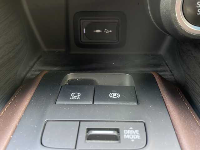 トヨタ ハリアー G 岩手県 2020(令2)年 7.8万km ホワイトパールクリスタルシャイン ＢＳＭ　トヨタセーフティセンス　デジタルミラー　１００Ｖコンセント　純正８型ナビ　バックＣ　Ｂｌｕｅｔｏｏｔｈ　電動リアゲート　ビルトインＥＴＣ　電動シート　ＬＥＤオートライト　純正１８ＡＷ　ドラレコ