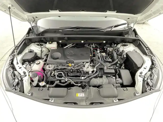 トヨタ ハリアー ハイブリッド Z レザーパッケージ 千葉県 2021(令3)年 3.2万km ホワイトパールクリスタルシャイン 禁煙車/ワンオーナー/トヨタセーフティセンス/・レーンディパーチャーアラート/・レーンキープアシスト/・プリクラッシュセーフティ/・プリクラッシュセーフティブレーキ/・ブラインドスポットモニター/・ヘッドアップディスプレイ/・クリアランスソナー/・レーダークルーズコントロール/モデリスタエアロ/JBLプレミアムサウンドシステム/パワーバックドア/デジタルインナーミラー/純正12.3インチディスプレイオーディオ/・コネクティッドナビ/・AUX/USB/Bluetooth/フルセグTV/・全方位カメラ/・ビルトインETC2.0/革巻きステアリング/・ステアリングスイッチ/・ステアリングヒーター/レザーシート/・DNパワーシート/・D席メモリ付き/・DNシートヒーター/・DNエアーシート/MT付きAT/純正フロアマット/純正19インチAW/オートライト/・オートマチックハイビーム/・LEDヘッドライト/・LEDフォグランプ