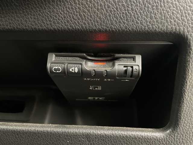 日産 デイズ ルークス X Vセレクション 埼玉県 2016(平28)年 8.8万km クールシルバー 純正ナビ　/全方位カメラ　/両側パワースライドドア　/ＥＴＣ　/前後ドライブレコーダー　/衝突軽減ブレーキ　/横滑り防止措置　/革巻きハンドル　/プッシュスタート　/スマートキー/サーキュレーター　/フロアマット/ドアバイザー