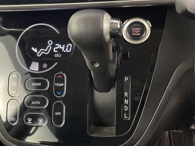 日産 デイズ ルークス X Vセレクション 埼玉県 2016(平28)年 8.8万km クールシルバー 純正ナビ　/全方位カメラ　/両側パワースライドドア　/ＥＴＣ　/前後ドライブレコーダー　/衝突軽減ブレーキ　/横滑り防止措置　/革巻きハンドル　/プッシュスタート　/スマートキー/サーキュレーター　/フロアマット/ドアバイザー