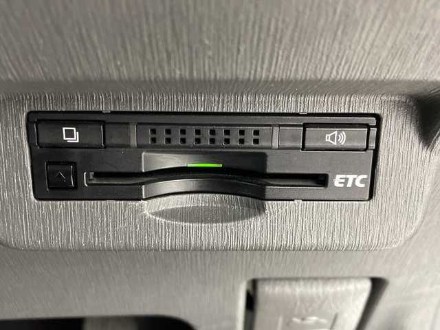 トヨタ プリウス α G 岐阜県 2011(平23)年 7.7万km クリアストリームメタリック 純正メモリーナビ/・(ＴＶ／Ｂｌｕｅｔｏｏｔｈ)　/クルーズコントロール　/エンジンスタートボタン　/ビルトインＥＴＣ　/電格ミラー　/ステアリングリモコン　/ＡＡＣ　/オートライト　/ドライブレコーダー　/スマートキー/純正フロアマット/パワーステアリング/パワーウィンドウ/スマートキー/バックカメラ/純正アルミホイールあり