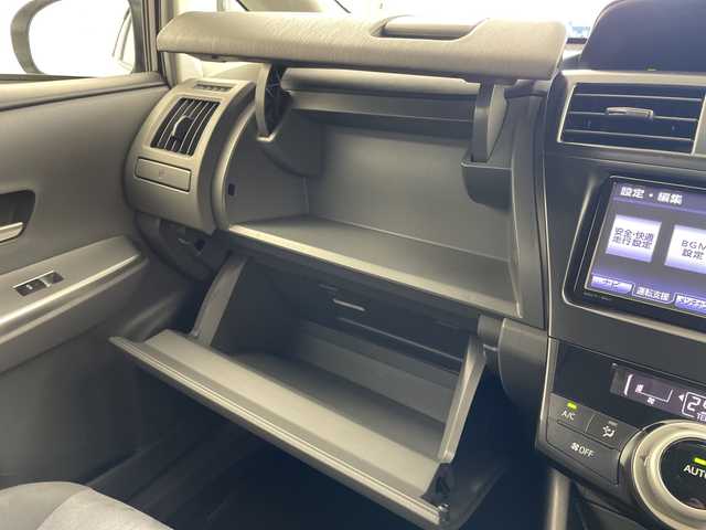 トヨタ プリウス α G 岐阜県 2011(平23)年 7.7万km クリアストリームメタリック 純正メモリーナビ/・(ＴＶ／Ｂｌｕｅｔｏｏｔｈ)　/クルーズコントロール　/エンジンスタートボタン　/ビルトインＥＴＣ　/電格ミラー　/ステアリングリモコン　/ＡＡＣ　/オートライト　/ドライブレコーダー　/スマートキー/純正フロアマット/パワーステアリング/パワーウィンドウ/スマートキー/バックカメラ/純正アルミホイールあり