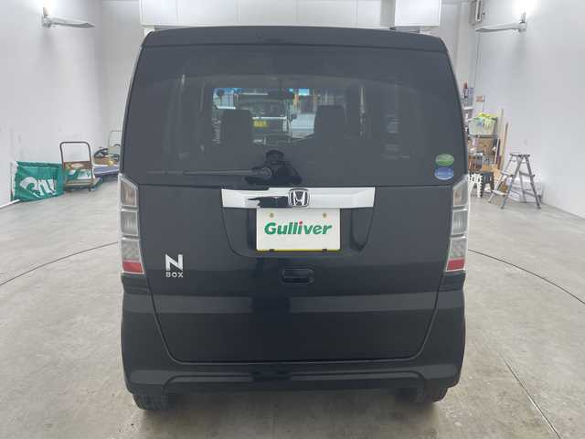 ホンダ Ｎ ＢＯＸ 兵庫県 2015(平27)年 5.7万km スマートブラック ・社外ナビ/TV/DVD/BT/CD/・片側パワースライドドア/・ステアリングリモコン/・ヘッドライトレベライザー/・横滑り防止装置/・ECON/・ウインカーミラー/・合皮シートカバー/・チップアップシート/・ベンチシート/・シートリフター/・スマートキー/・プッシュスタート/・電動格納ミラー/・純正14インチアルミホイール