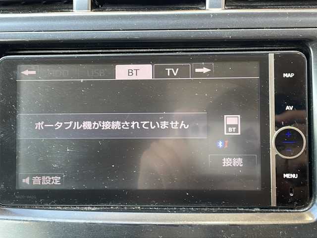 トヨタ プリウス α S ツーリングセレクション 静岡県 2012(平24)年 14.5万km ホワイトパールクリスタルシャイン 純正HDDナビ/・CD/・DVD/・フルセグTV/・Bluetooth/・AM/・FM/主要装備/・バックカメラ/・ビルトインETC/・コーナーセンサー/・ステアリングスイッチ/・オートライト/・LEDヘッドライト/・ヘッドライトウォッシャー/・スマートキー/・プッシュスタート/・純正アルミホイール