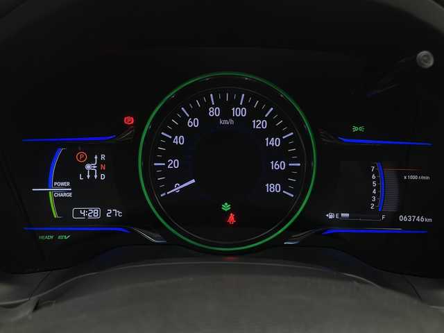 ホンダ ヴェゼル ハイブリッド X 宮崎県 2014(平26)年 6.4万km ルーセブラックM 禁煙車/ワンオーナー/Hondaインターナビ＋ETC車載器/（CD/DVD/フルセグ/BT/HDMI/USB/ipod）/バックカメラ/あんしんパッケージ/・シティブレーキアクティブシステム/・サイド＋カーテンエアバッグ/LEDヘッドライト/フォグランプ/純正アルミホイール/クルーズコントロール/パドルシフト/電動パーキングブレーキ/オートブレーキホールド/フルオートエアコンディショナー/純正フロアマット/純正ドアバイザー