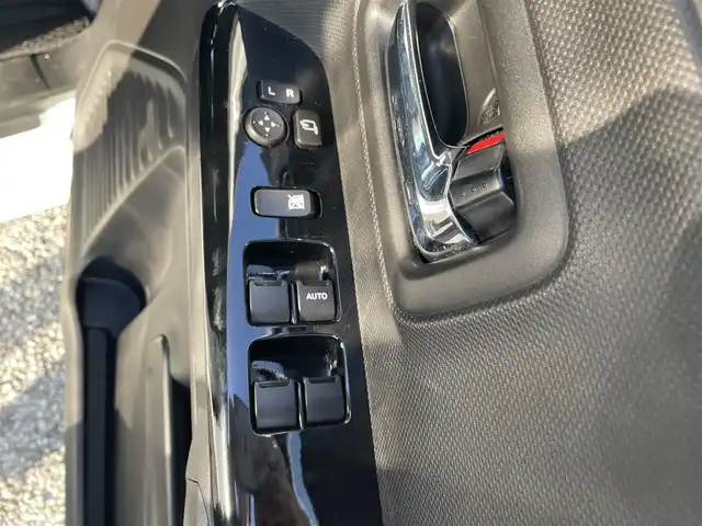 スズキ スペーシア カスタム HYBRID XS ターボ 大阪府 2018(平30)年 8.6万km ピュアホワイトP ”(株)IDOMが運営する【じしゃロン堺店】の自社ローン専用車両になります。/こちらは現金またはオートローンご利用時の価格です。自社ローンご希望の方は別途その旨お申付け下さい”