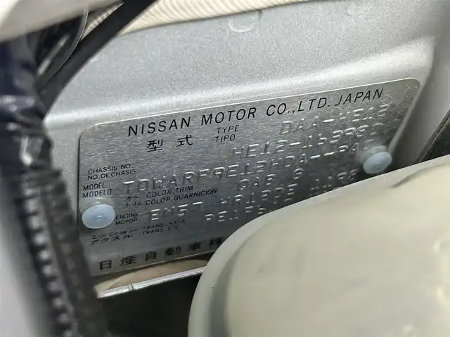 日産 ノート e－パワー メダリスト 熊本県 2018(平30)年 6.2万km ブリリアントホワイトパール 純正ナビ（ＣＤ・ＤＶＤ・フルセグ・ＢＴ・ＳＤ・ｉｐｏｄ・ＵＳＢ）/全周囲カメラ　/社外前方ドライブレコーダー　/ＥＴＣ　/前後クリアランスソナー　/レーダークルーズコントロール　/衝突軽減ブレーキ/エマージェンシーブレーキ/車線逸脱警報/踏み間違い防止アシスト/横滑り防止/ハーフレザーシート/オートライト/フォグライト/スマートキー/プッシュスタート/スペアキー1本/保証書/取扱説明書