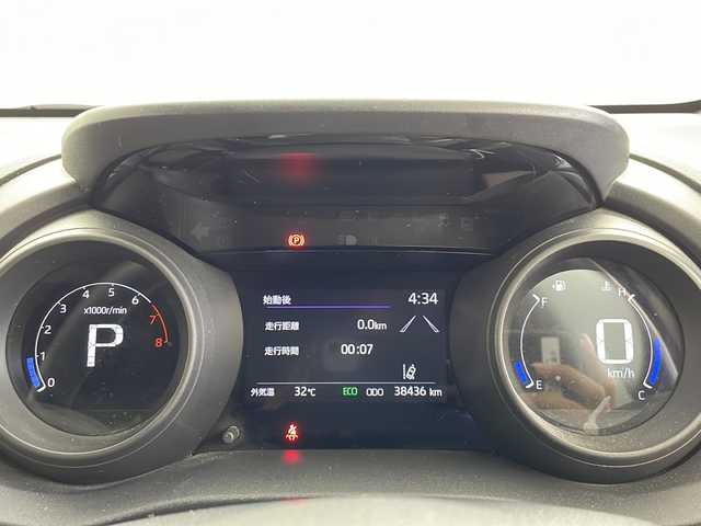 トヨタ ヤリス G 千葉県 2021(令3)年 3.9万km シルバーM トヨタセーフティセンス/・プリクラッシュセーフティ/・オートマチックハイビーム /・レーンディパーチャーアラート（LDA）/・ロードサインアシスト（RSA）/・先行車発進お知らせ機能/クリアランスソナー /純正ディスプレイオーディオ/  AppleCarPlay/AndroidAuto/BT/バックカメラ/ビルトインETC/スマートキー＆プッシュスタート/ヘッドライトレベライザー/電動格納ミラー/クリアランスソナー /純正ディスプレイオーディオ/  AppleCarPlay/AndroidAuto/BT/バックカメラ/ビルトインETC/スマートキー＆プッシュスタート/ヘッドライトレベライザー/ドアバイザー/電動格納ミラー