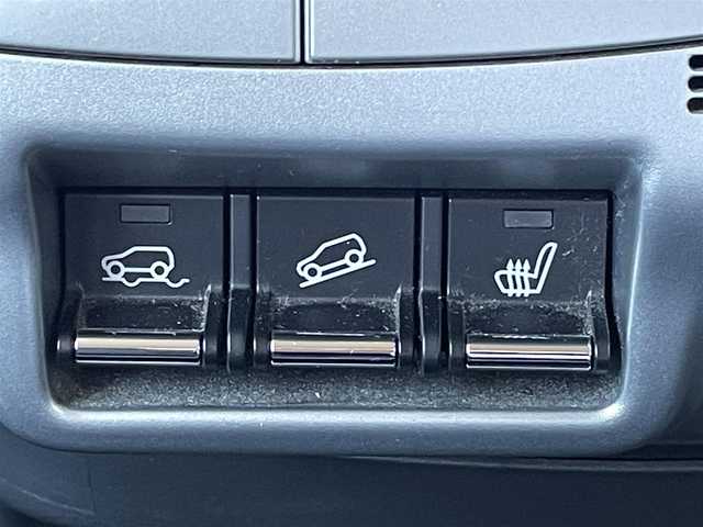 スズキ ハスラー G 島根県 2014(平26)年 6.2万km フェニックスレッドパール/ブルーイッシュブラックパール 登録時走行距離61810km/ワンオーナー/4WD/社外オーディオ/衝突被害軽減ブレーキ/横滑り防止装置/純正フロアマット/純正ドアバイザー/運転席シートヒーター/アイドリングストップ/社外15インチAW/スペアキー