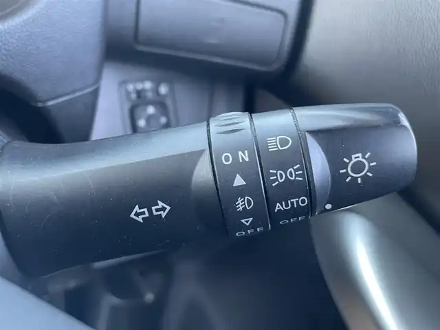 日産 デイズ ルークス ハイウェイスターX Gパッケージ 茨城県 2014(平26)年 7.7万km ホワイトパール 純正ナビ/【ラジオ・TV・CD・DVD・SD・BT・iPod・ウォークマン】/両側パワスラ/アイドリングストップ/フリップダウンモニター/全方位カメラ/ETC/シートバックテーブル/ロールサンシェード/オートライト/キセノンライト/Fフォグ/純正フロアマット/純正アルミホイール