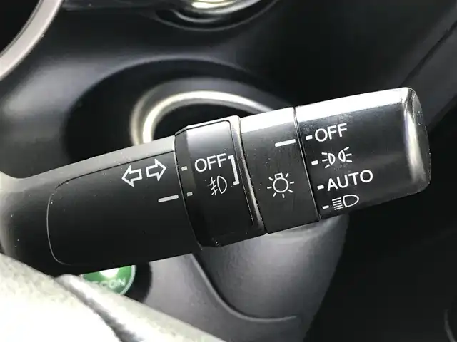 ホンダ Ｎ ＢＯＸ カスタム SSパッケージ 富山県 2015(平27)年 7.3万km プレミアムベルベットパープル・パール カロッツェリアナビ/ワンセグTV/両側パワースライドドア/バックカメラ/ビークルスタビリティアシスト/シティブレーキアクティブシステム/HIDオートヘッドランプ/オートエアコン/ステアリングスイッチ/前列ベンチシート/2列目チップアップシート/純正14インチアルミホイール/スマートキーシステム/プッシュエンジンスイッチ/禁煙車